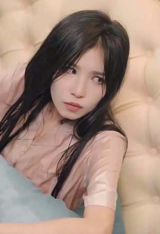 《身体互换后首富老公每天替我受虐》-VIP部落