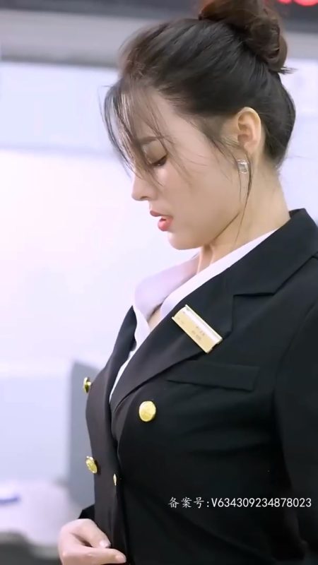 《崛起与女神恋爱》-VIP部落