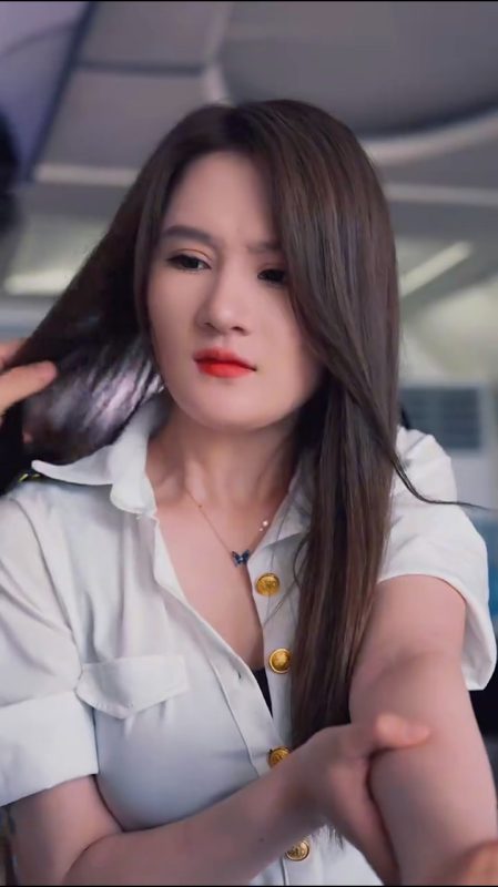 《绝色总裁的贴身保镖》-VIP部落
