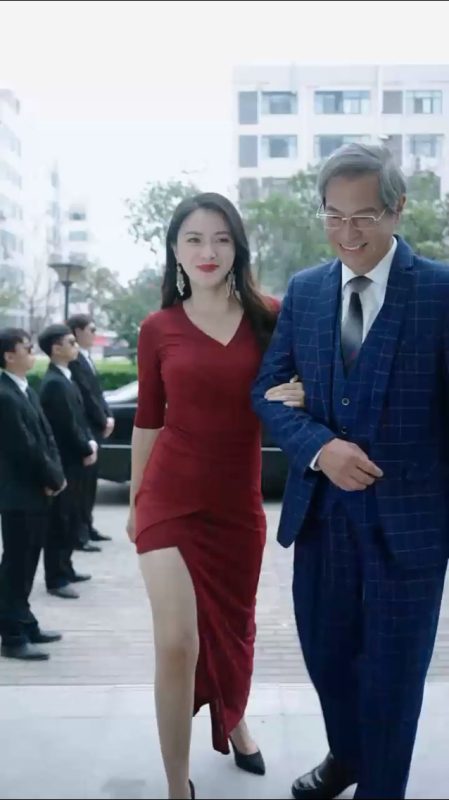 《女总裁的贴身医仙》-VIP部落