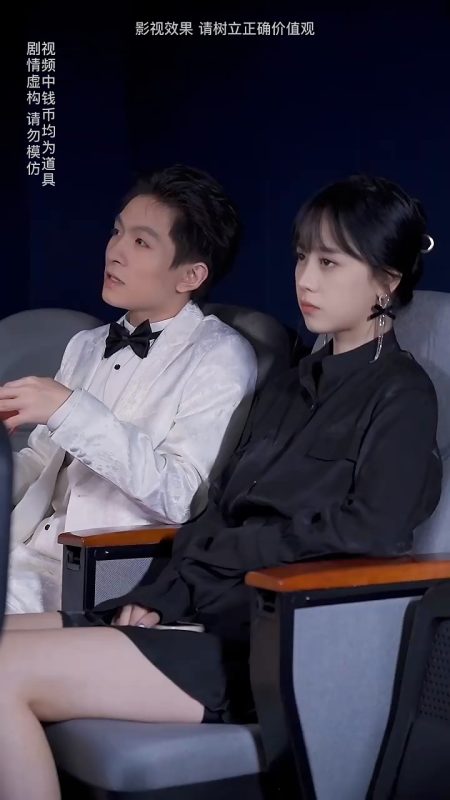 《物价贬值一万倍：我成了世界首富》-VIP部落