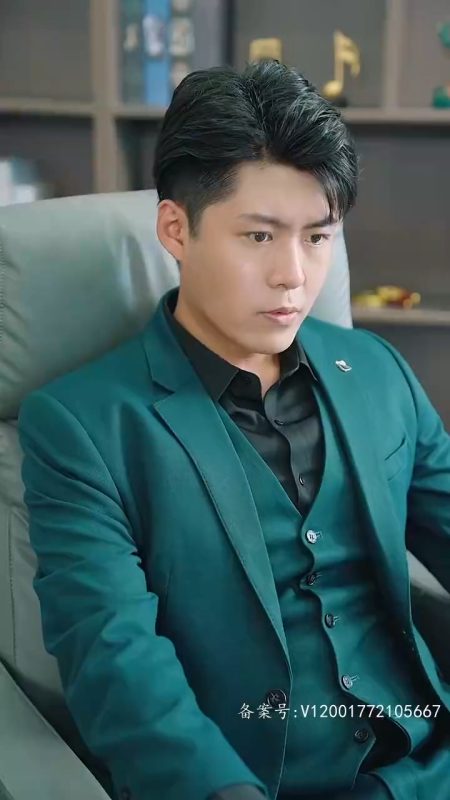 《离婚后，白富美总裁后悔了》-VIP部落